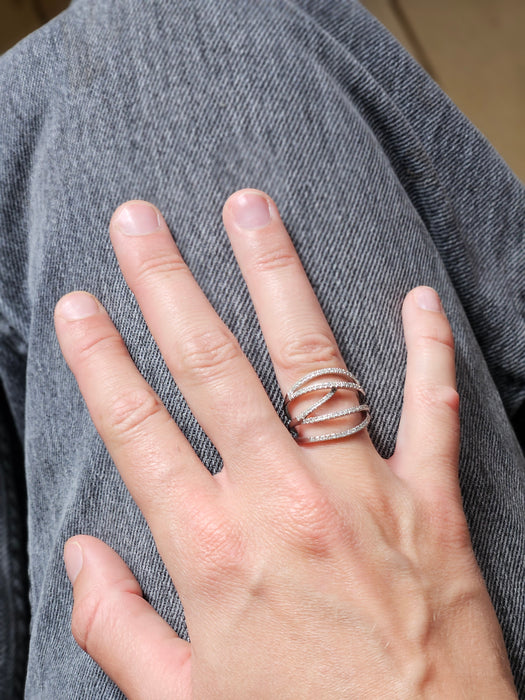 Witgouden ring met meervoudige banden