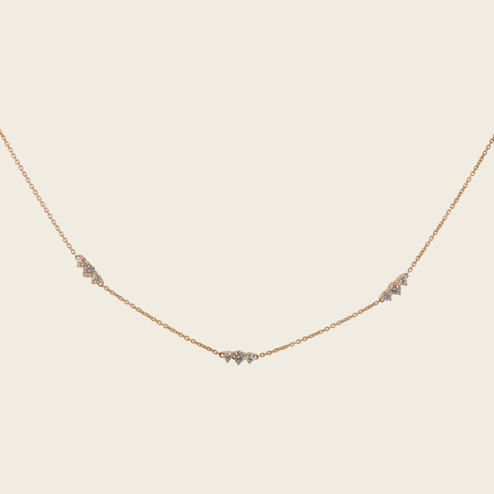 Geelgouden halsketting met drie diamanten accenten