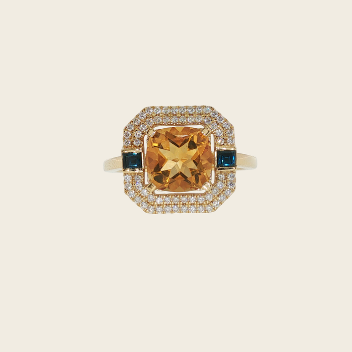 Geelgouden cocktailring met citrien en blauwe edelstenen
