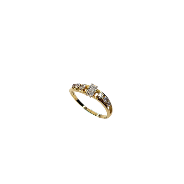 Ring geelgoud met centrale baguette zirkonia