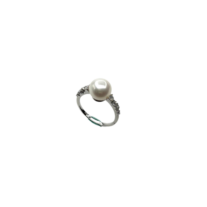 Witgouden ring met parel en diamant
