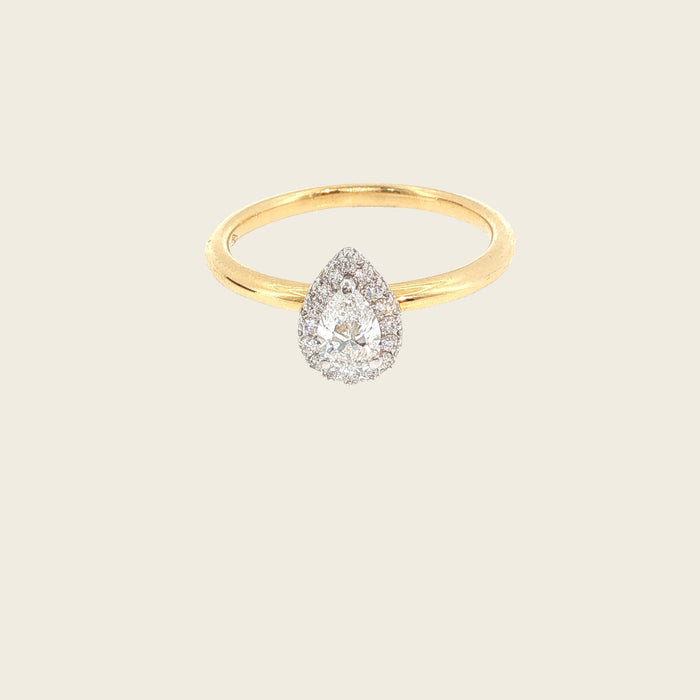 Ring met peervormige diamant en briljant