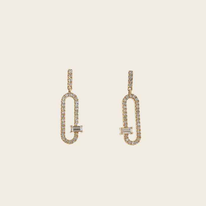 Oorhangers met briljant en baguette