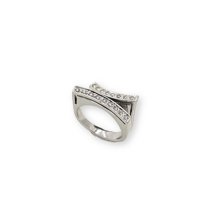 Witgouden ring met wavedesign