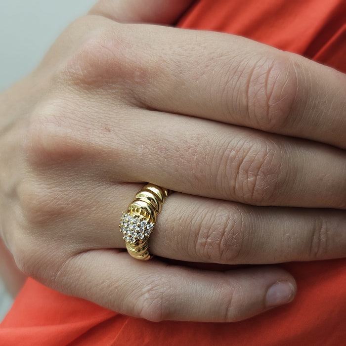Ring geelgoud met bol pavé zirkonia