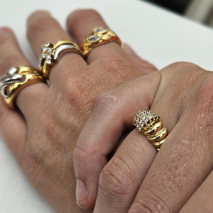 Ring geelgoud met bol pavé zirkonia