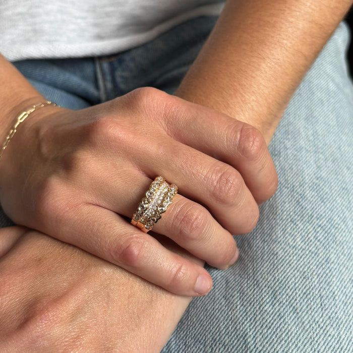 Ring in roosgoud met gelaagde diamantzetting – 18kt