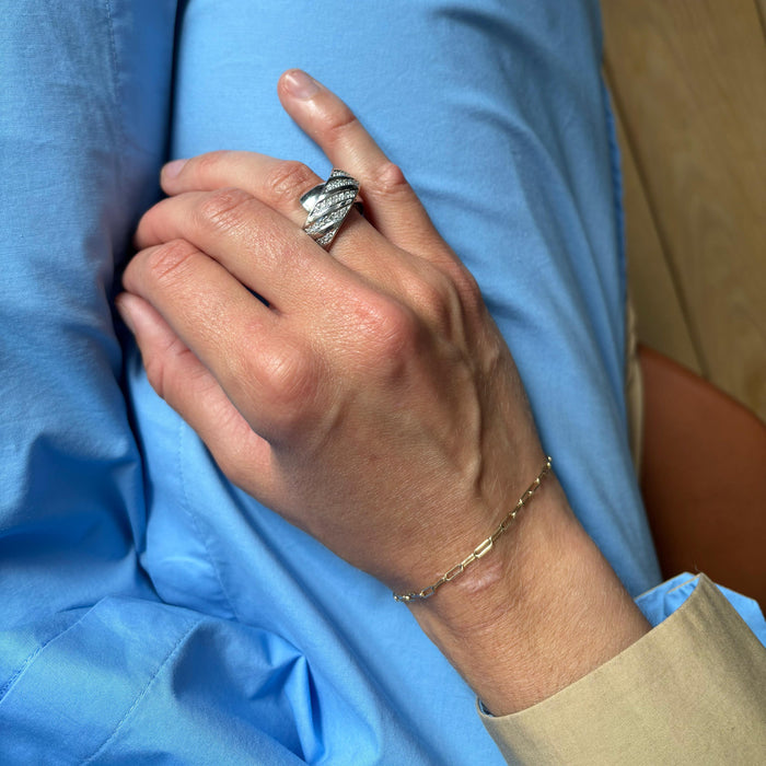 Tijdloze witgouden ring met briljantgeslepen diamant – 18kt