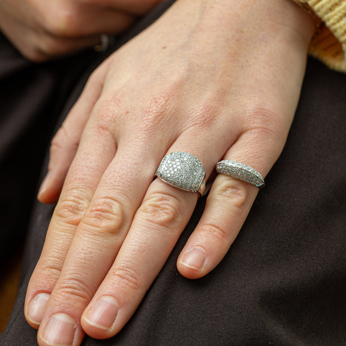 Witgouden ring met pavé gezette diamanten