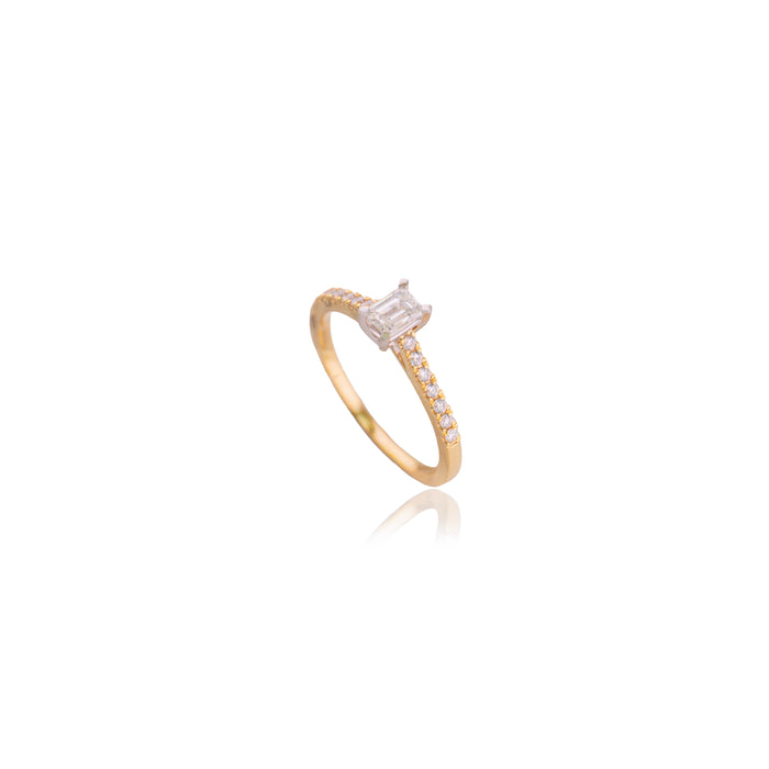 Gouden ring met emerald-cut diamant