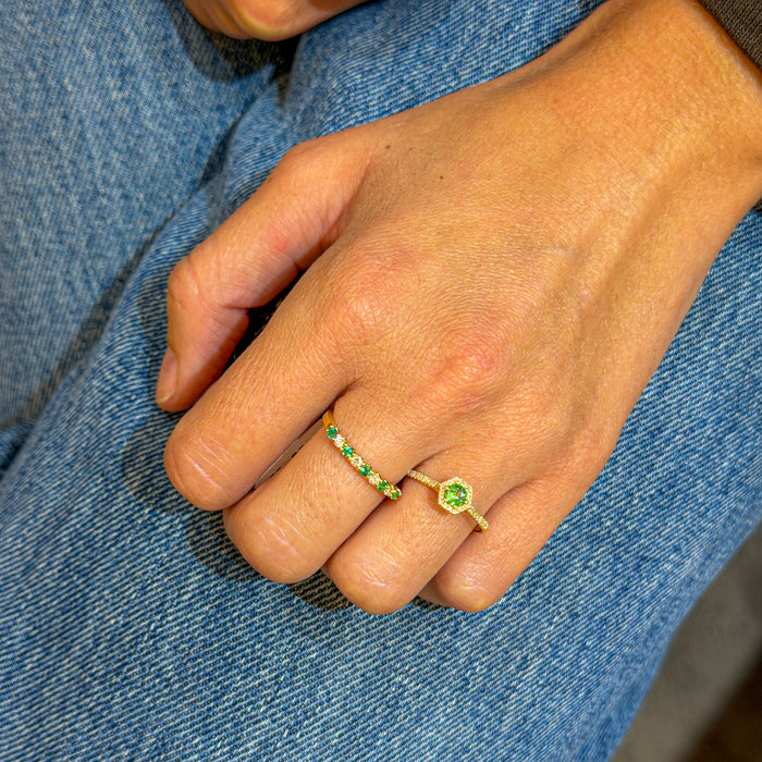 Smaragd ring in geelgoud