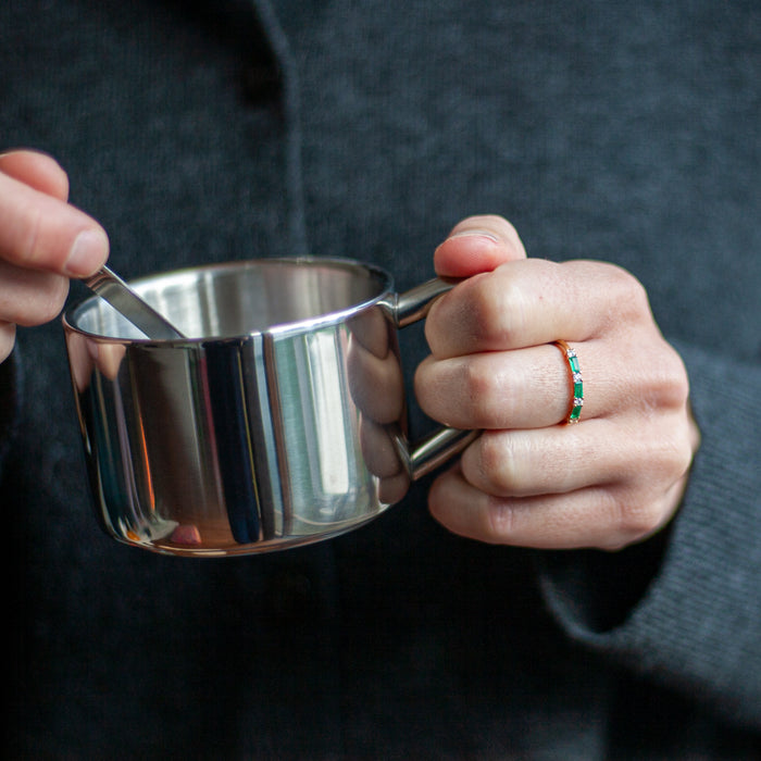 Fijne ring met smaragd en briljant