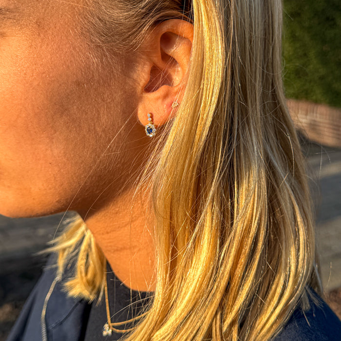 Oorhangers met blauwe saffier en briljant