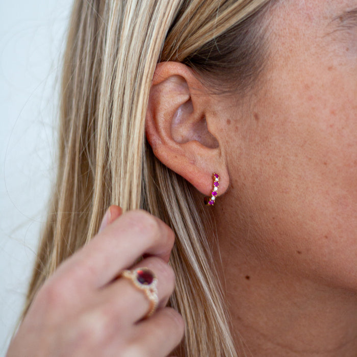 Creolen met robijn en briljant