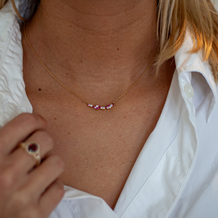 Halsketting met robijn, roze saffier en briljant