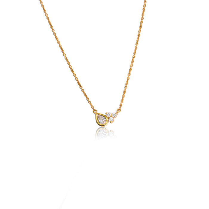 Peervormige hanger met briljantaccent